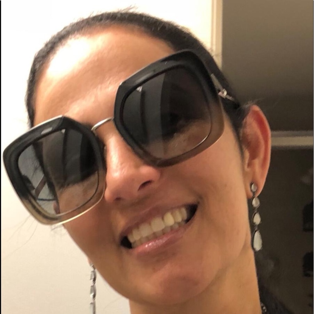 Meet your Posher, Cristina
